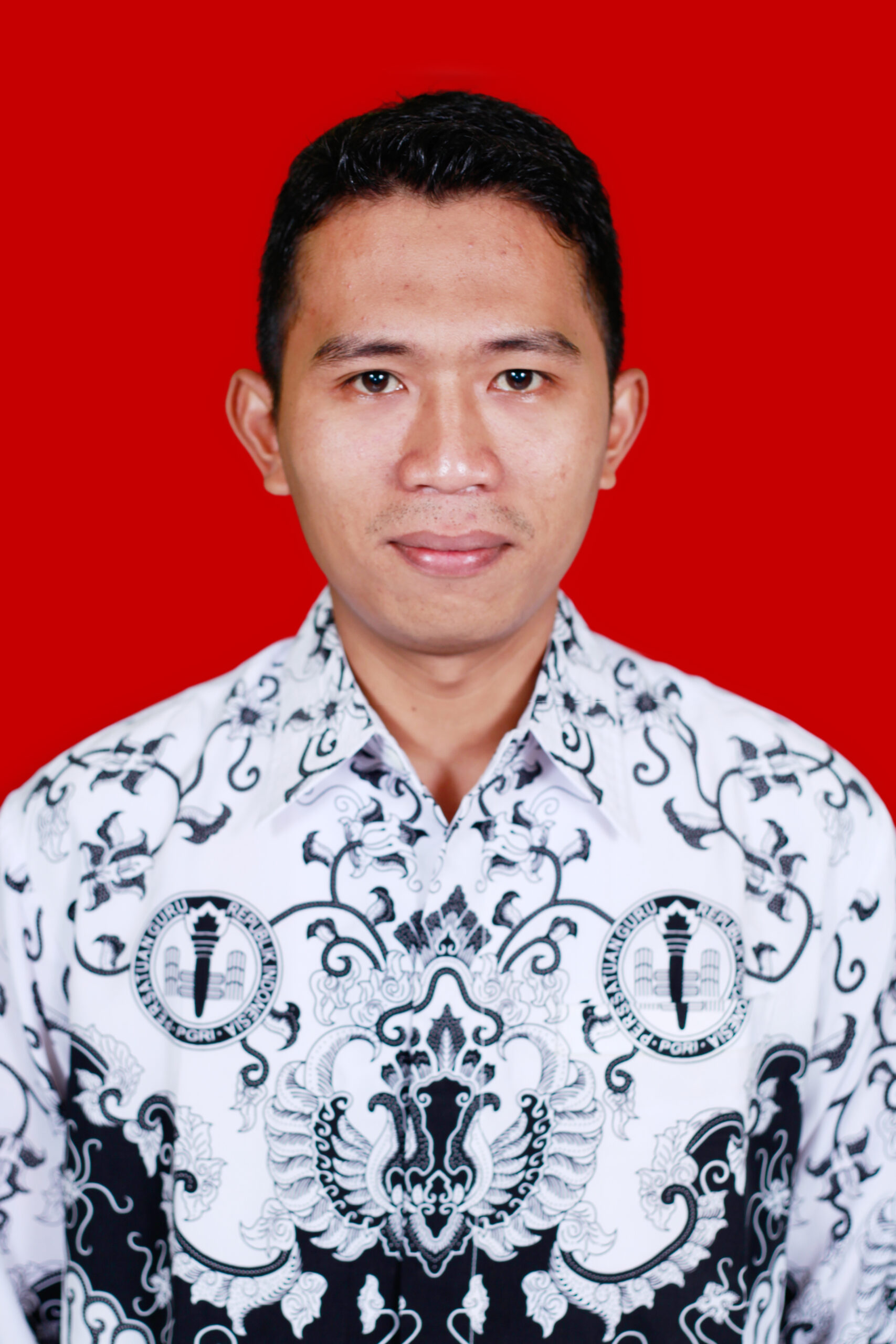 Khoirur Roziqin,S.Pd.